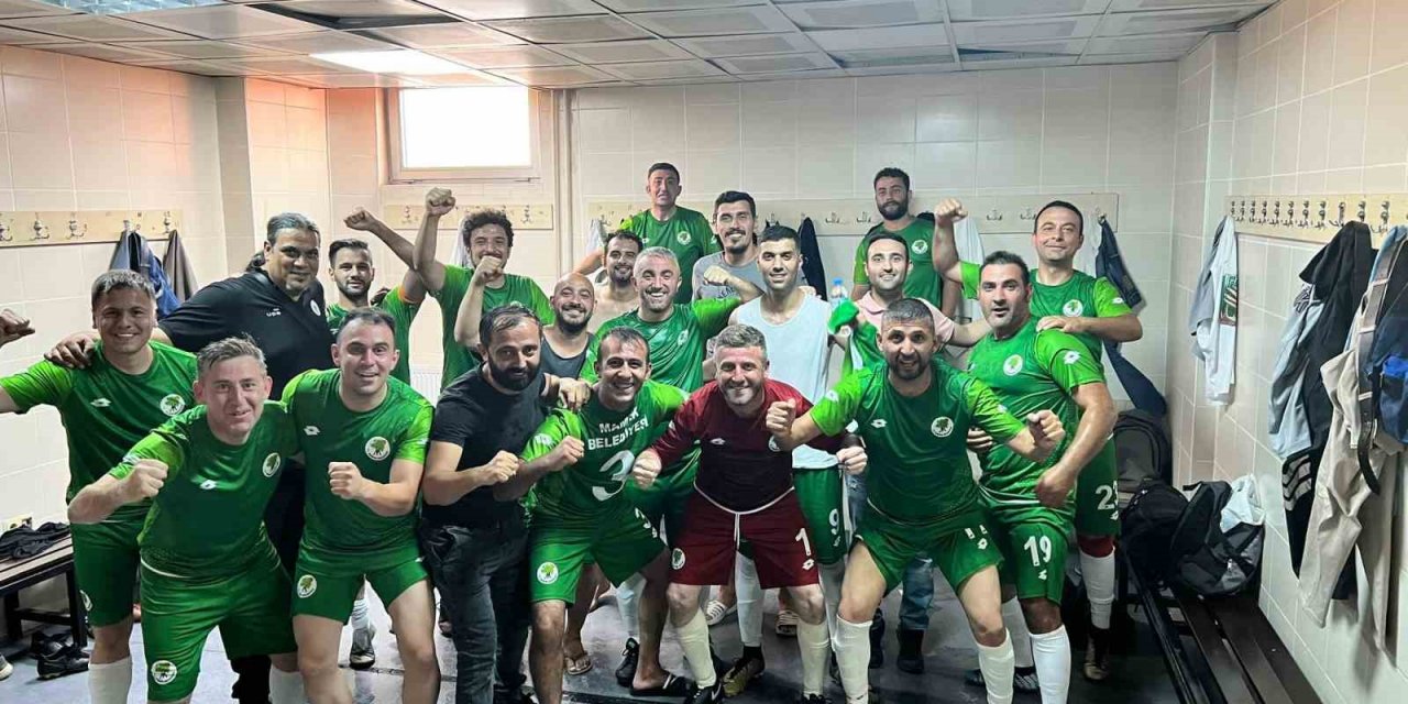 Mamak Belediyesi Futbol Takımı’ndan sevindirici haber