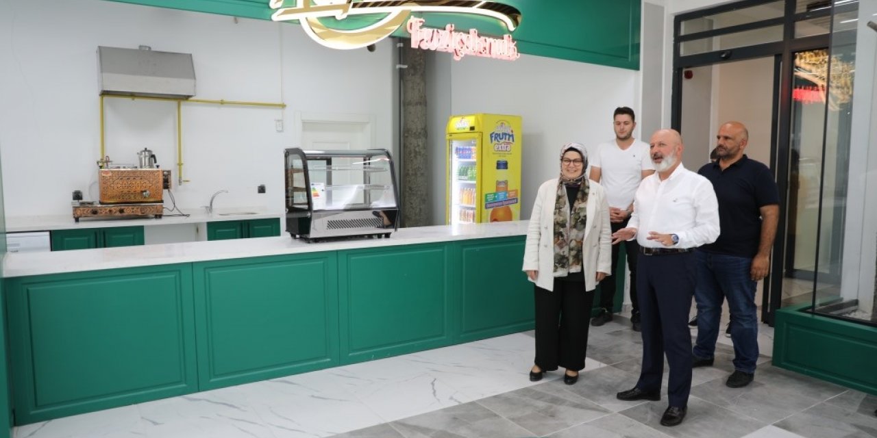 Başkan Çolakbayrakdar: "Yeni kütüphane, Kayseri için büyük bir kazanç olacak"