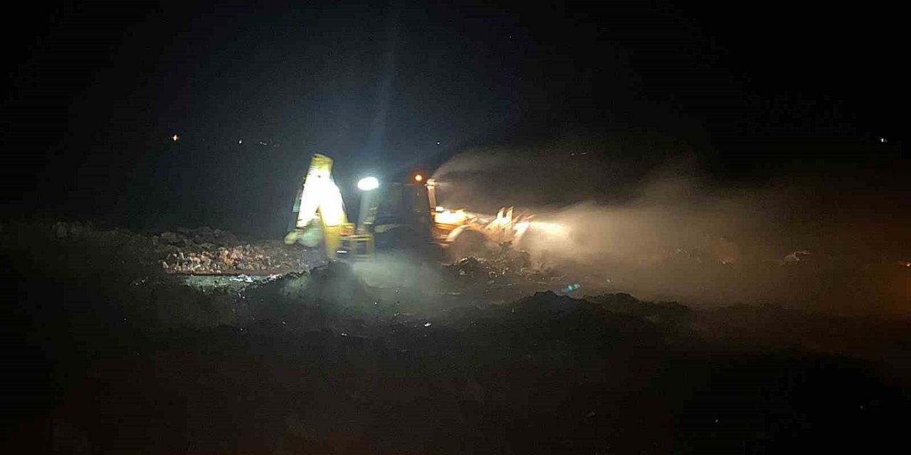 Mihalıççık’ta çöplük alanda çıkan yangın söndürüldü