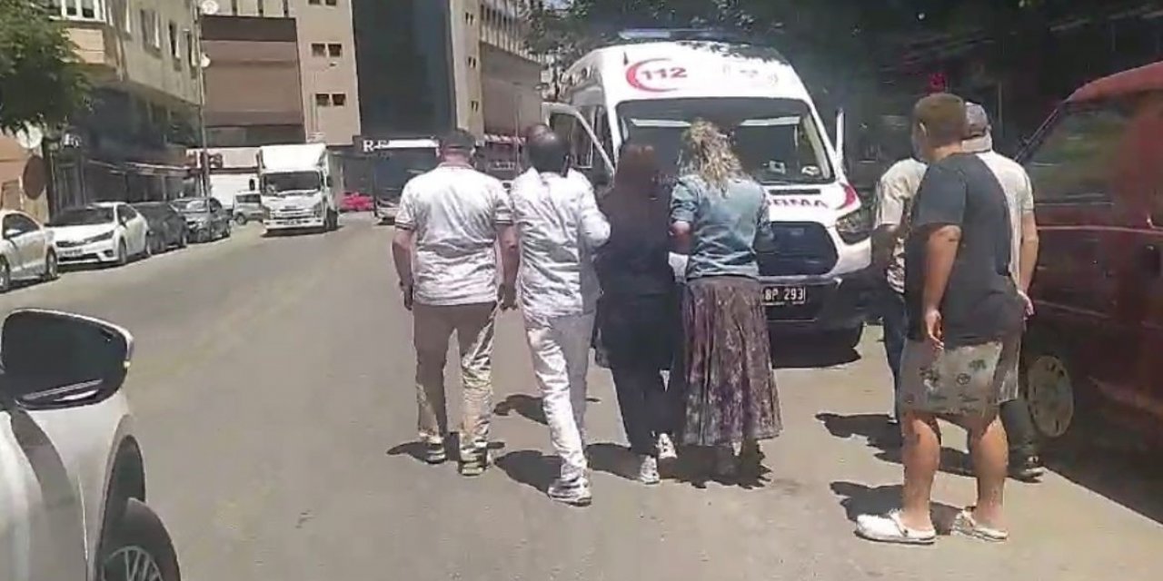 Otomobilin çarptığı kadın yaralandı