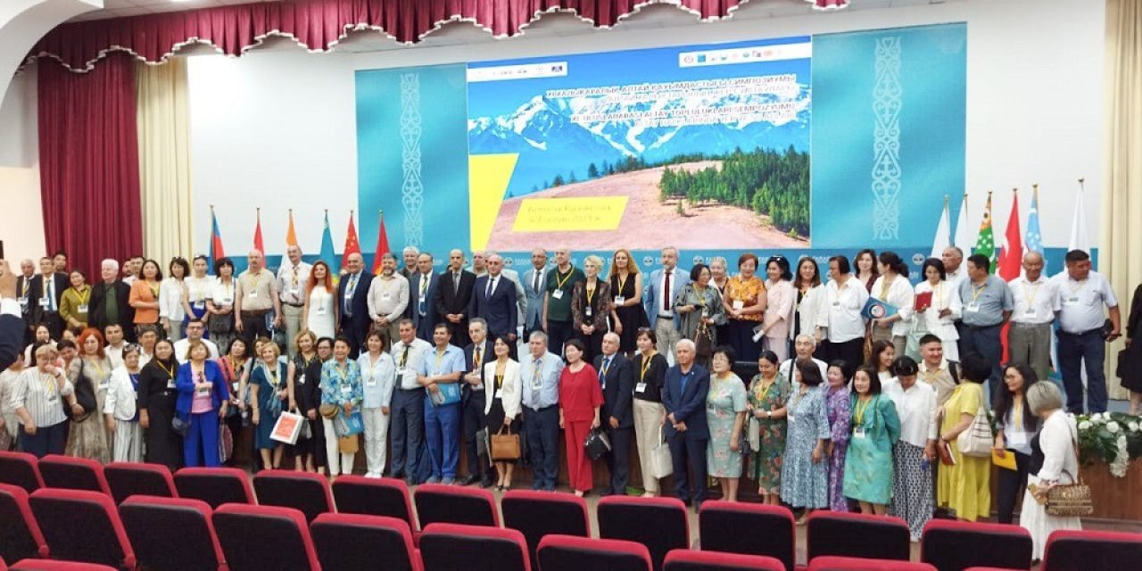 PAÜ’den 11. Uluslararası Altay Toplulukları Sempozyumu’nda