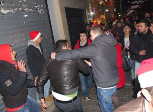 Taksim'de olaylı yılbaşı gecesi!