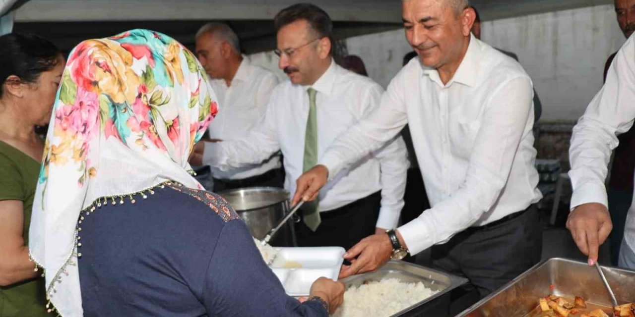 Koçarlı Belediyesi, Muharrem Ayı iftarı düzenledi