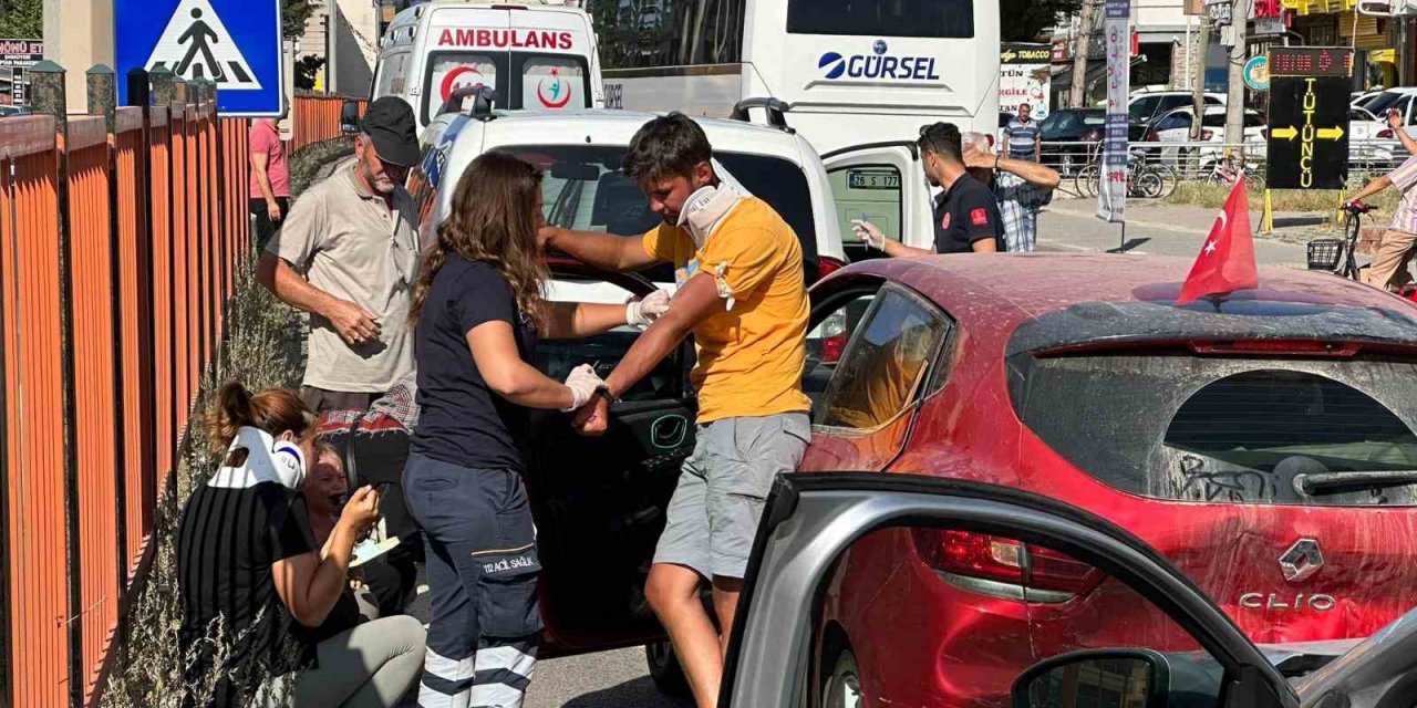 Eskişehir’de zincirleme kaza: 4 yaralı