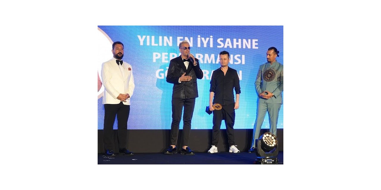 Kütahyalı sanatçı Gölge Rayan, 3 ödül birden kazandı