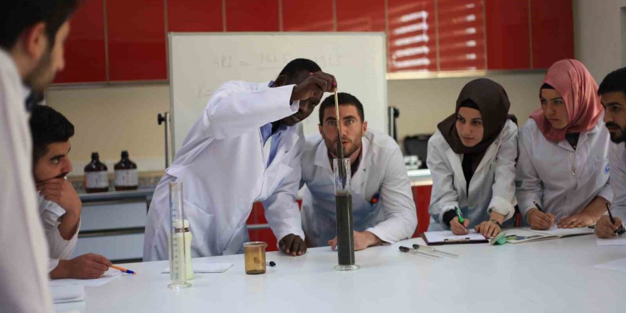 Batman Üniversitesi’nde bölüm ve program sayıları artmaya devam ediyor