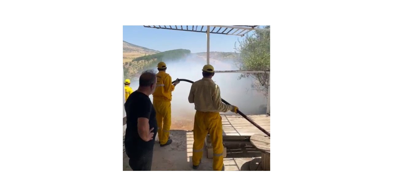 Anız yangını bahçeye sıçradı