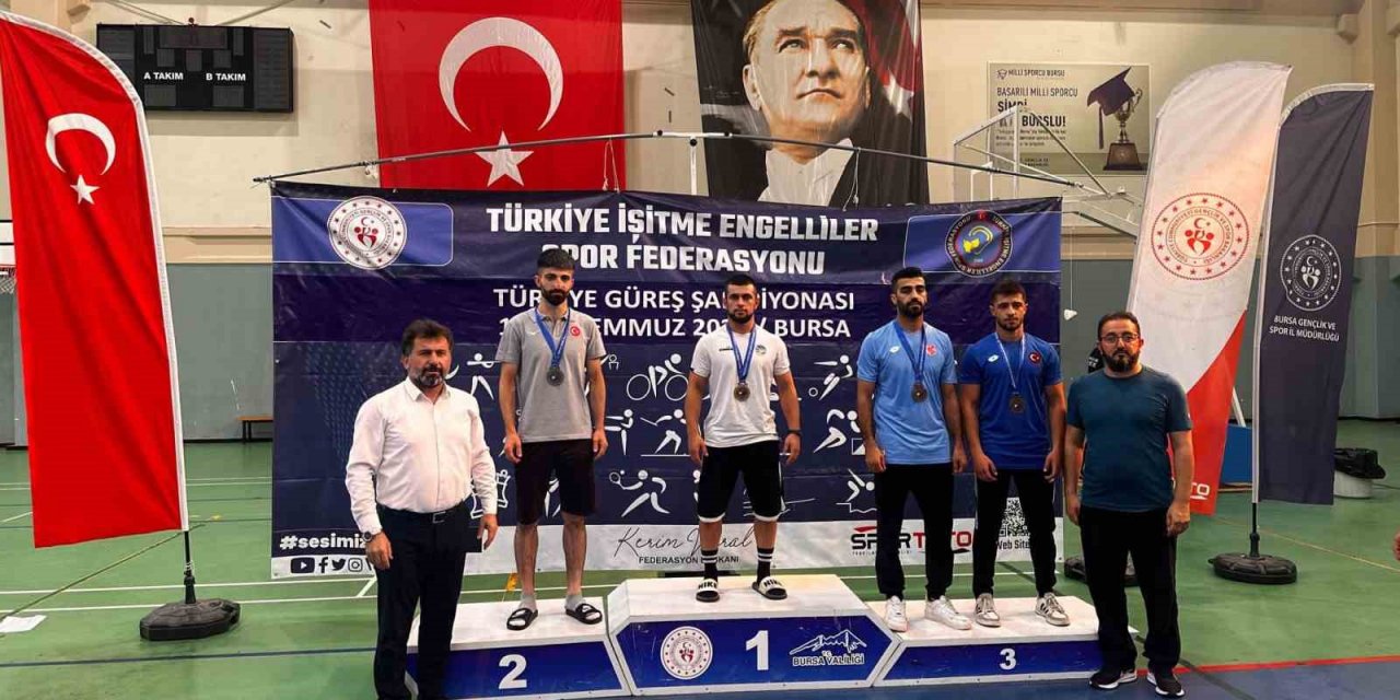 Türkiye şampiyonu olan büyükşehir sporcusuna milli gurur