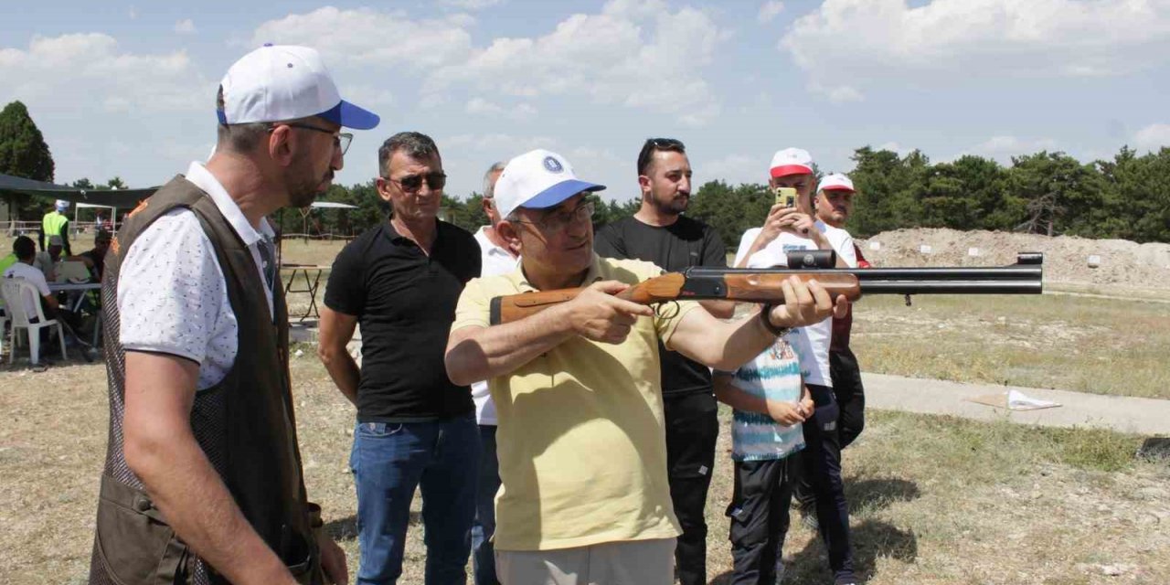 Kütahya’da atış yarışmaları düzenlendi