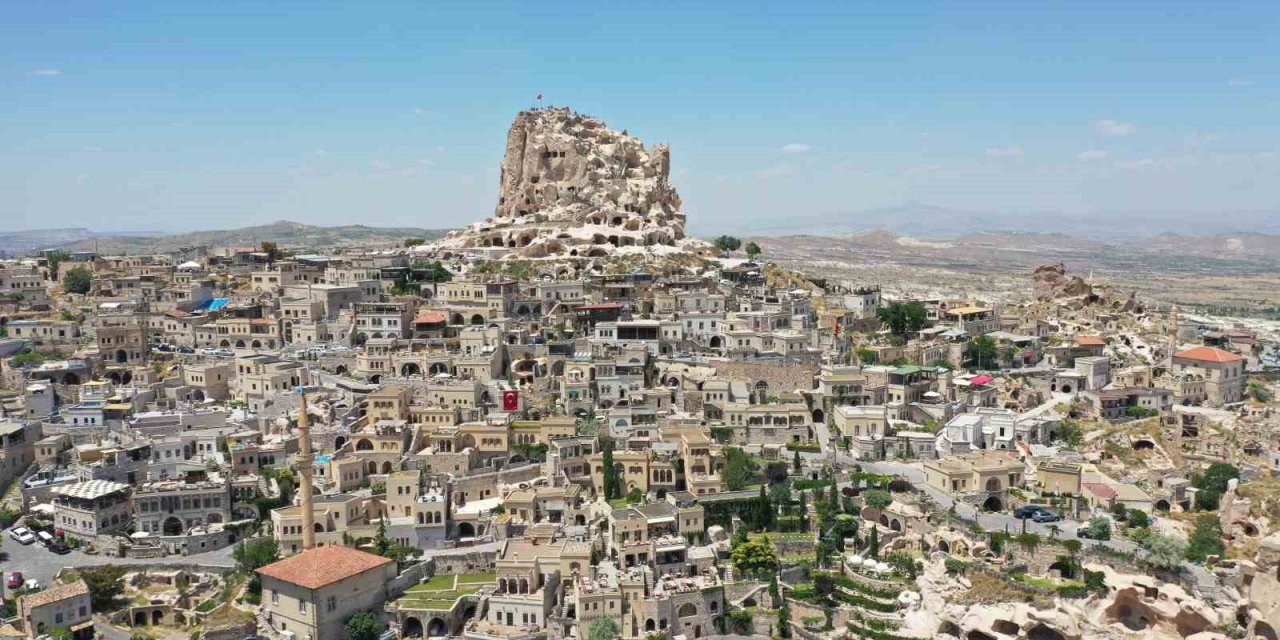 Kapadokya’nın zirvesine 111 bin kişi çıktı