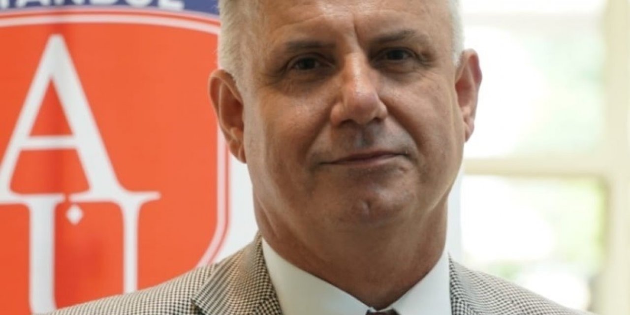 Sabah kalkar kalkmaz cep telefonuna mı uzanıyor eliniz, o halde dikkat “nomofobi” olabilirsiniz