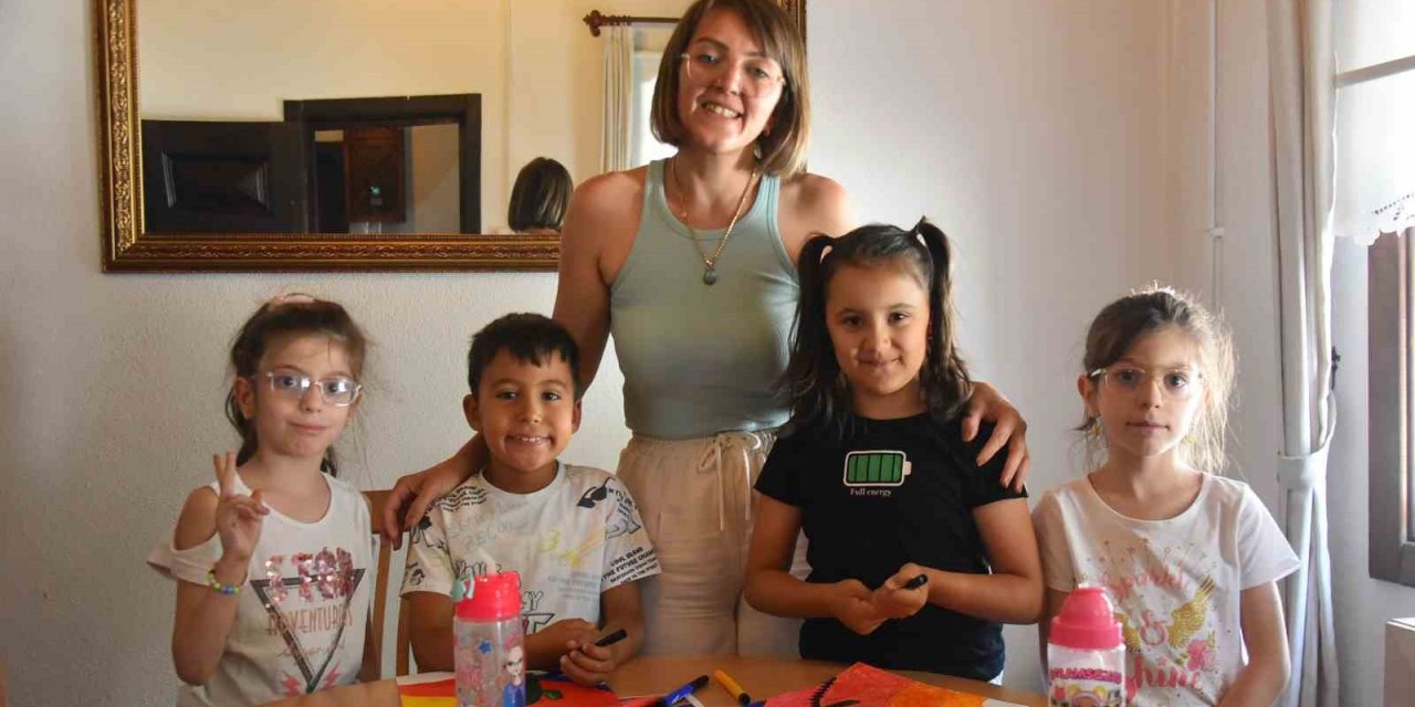 Sanatevi Atölyeleri yeni öğrenci grubu ile devam ediyor