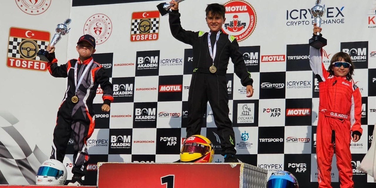 Sakarya Büyükşehir sporcusundan üst üste başarılar