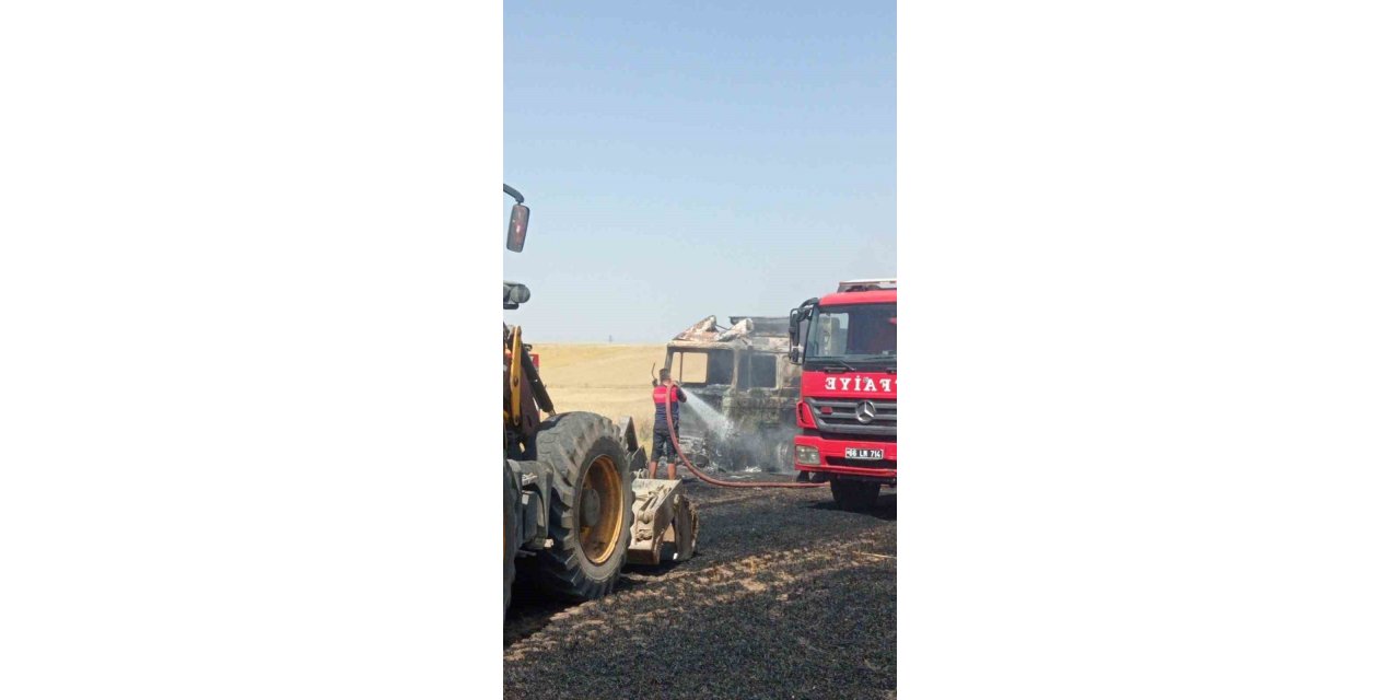 Sorgun’da 200 dekar ekili tarım arazisi küle döndü