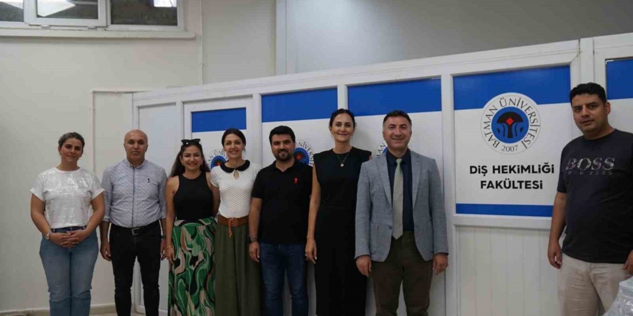 Rektör Demir, Diş Hekimliği Fakültesi akademisyenleri ile görüştü