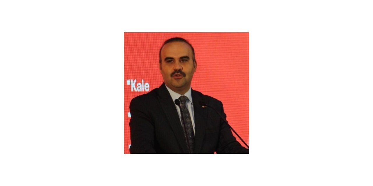 Bakan Kacır: "Önümüzdeki on yıl içerisinde uçakların türbin kanatları seramikten imal edilecek"