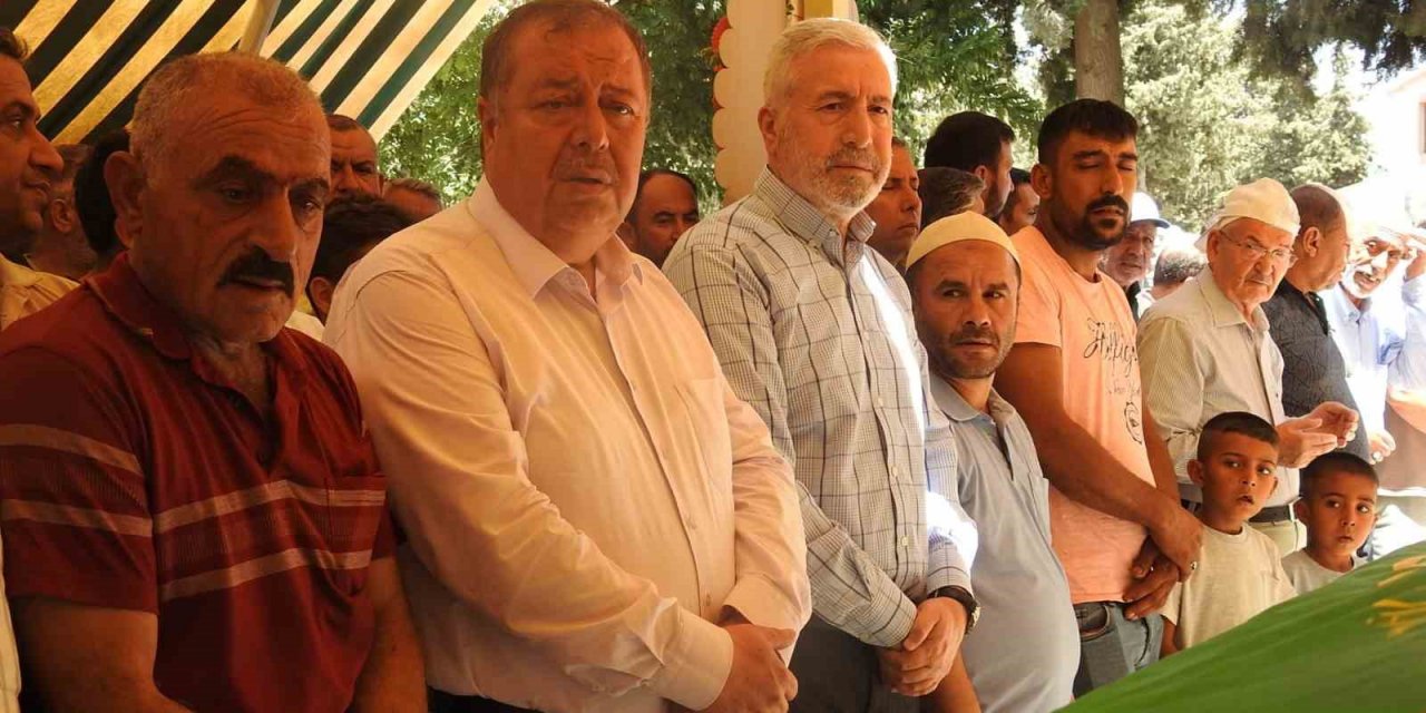 Kilis’te otopark kavgasında ölen şoför son yolculuğuna uğurlandı