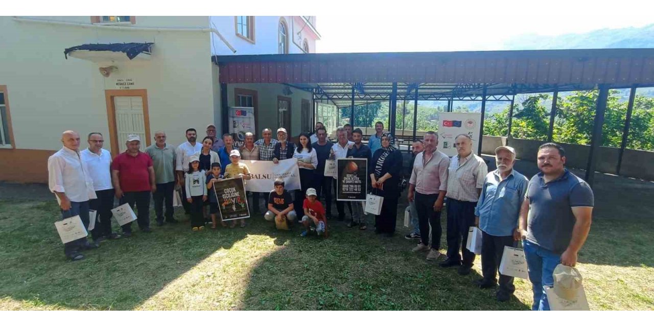 Fındık hasadı öncesinde halk bilgilendiriliyor