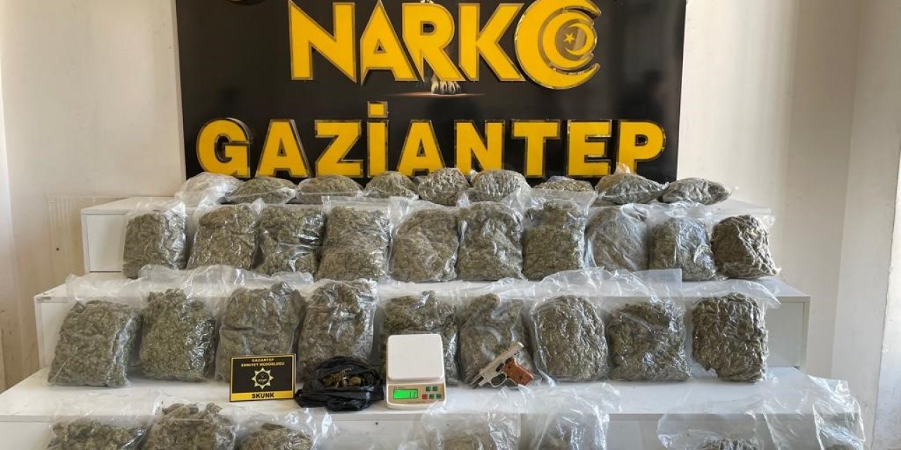 Gaziantep’te 18 kilo skunk ele geçirildi: 1 gözaltı