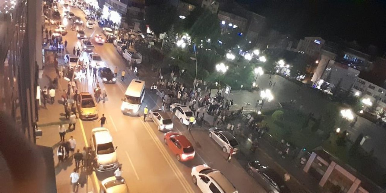 Faytoncular yol kapattı, ortalık bir anda savaş alanına döndü