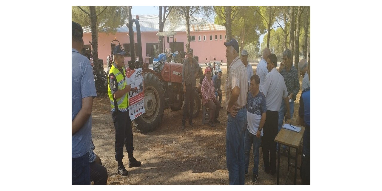 Gömeç’te jandarma ekipleri seyyar muayene istasyonu kurup eğitimler verdi