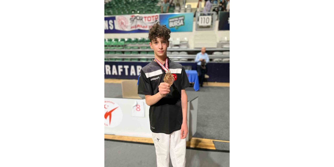 Bilecikli taekwondocu Türkiye 3’üncüsü oldu