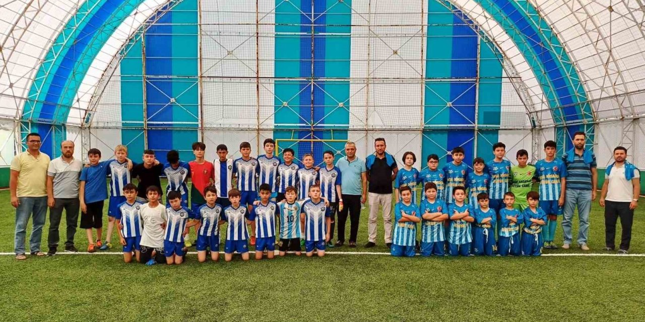 Simav’da Yaz Kur’an Kursları futbol turnuvası