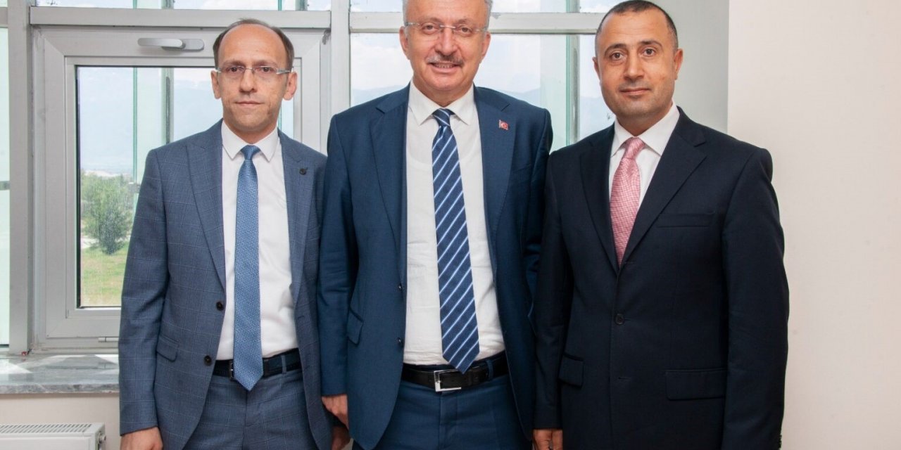 EBYÜ BAP’ta bayrak değişimi