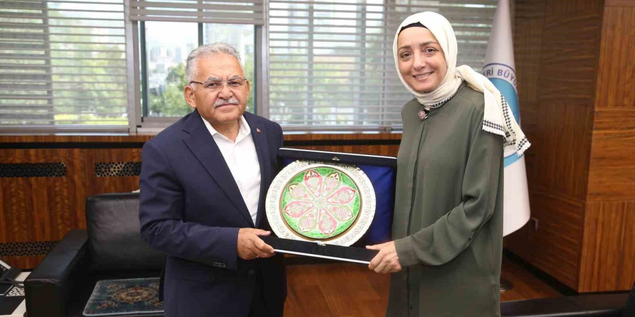 Cumhurbaşkanlığı Başdanışmanı Oruç’tan Başkan Büyükkılıç’a ziyaret