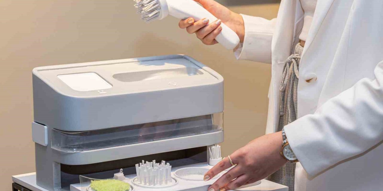 Yaşar Üniversitesi öğrencilerinden yaşamı kolaylaştıracak ilginç projeler