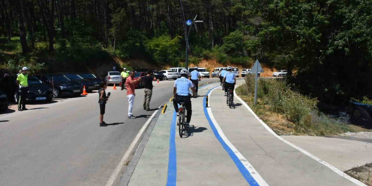 Sinop’ta bisikletli polis timleri göreve başladı