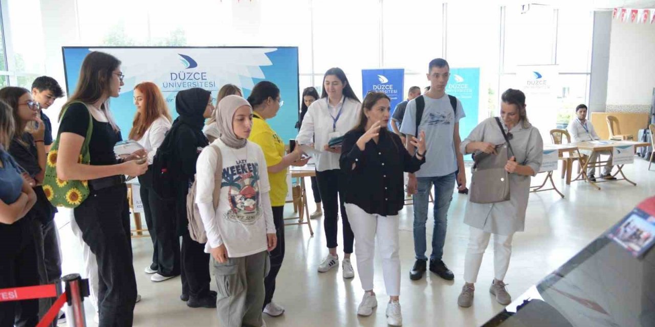 Binlerce öğrenciye tanıtıldı