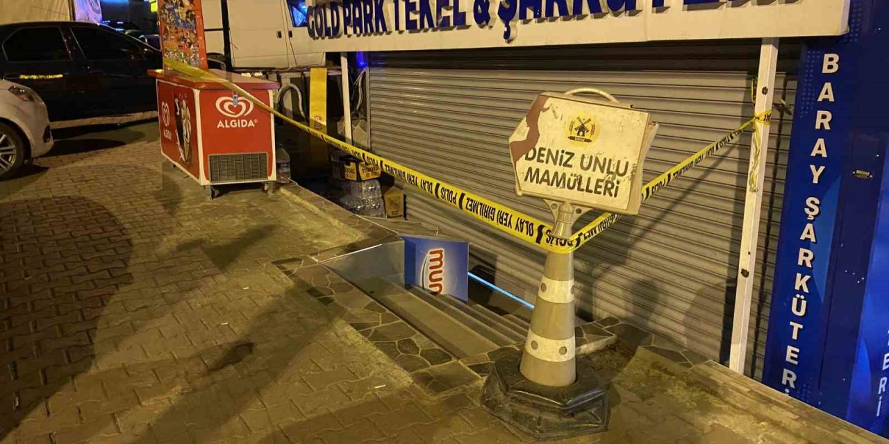 Esenyurt’ta iş yerine silahlı saldırı düzenlendi: 2 ölü, 1 yaralı