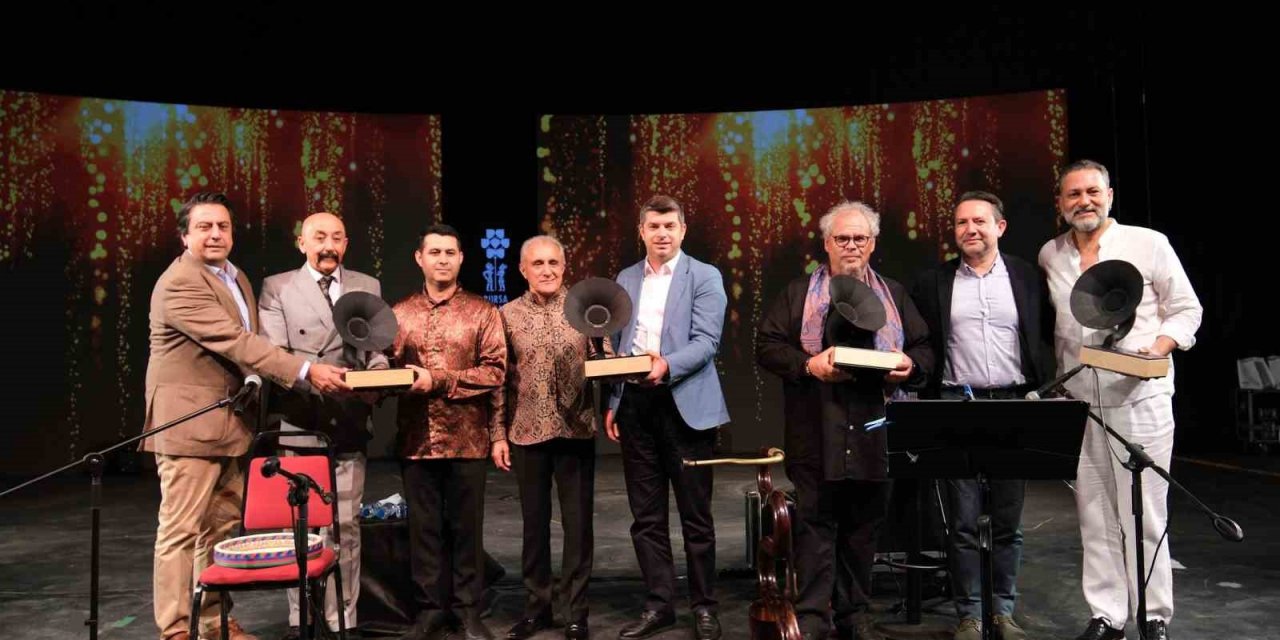 Dünya ezgileri Bursa’da buluştu