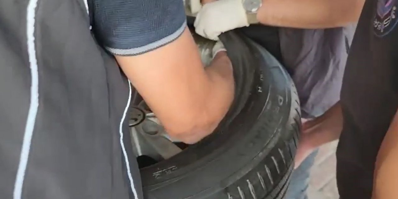 Antalya’da araç lastiğine gizlenmiş ‘emanet’ uyuşturucu operasyonu