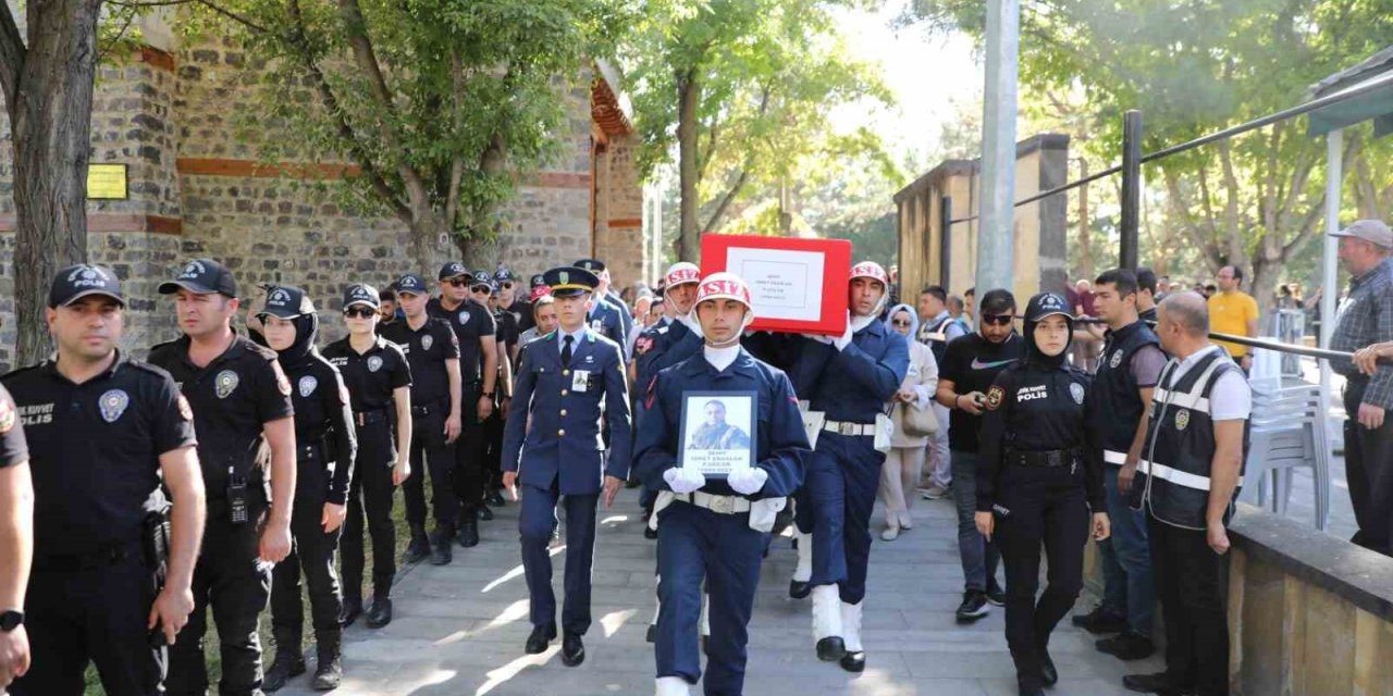 Terör Gazisi Eraslan Son Yolculuğuna Uğurlandı