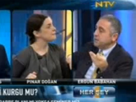 Babahan ve Çetin Doğan'ın kızı tartıştı!