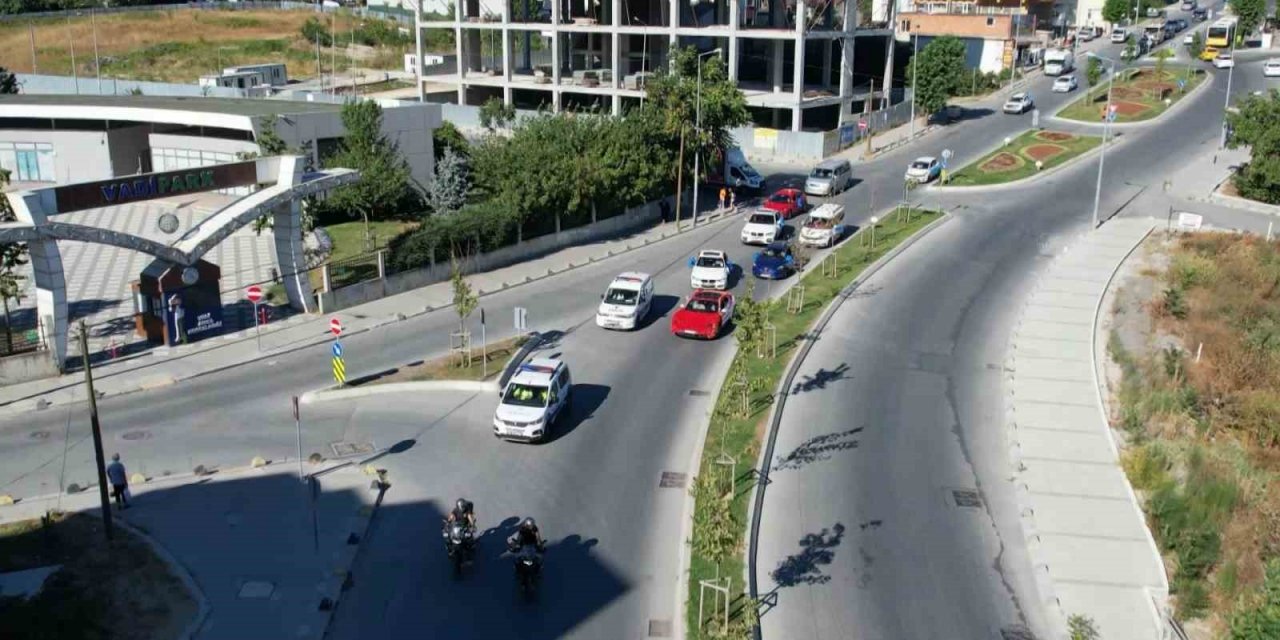 Arnavutköy’de küçük çocuğun hayali gerçek oldu, sünnet konvoyunda polis sürprizi