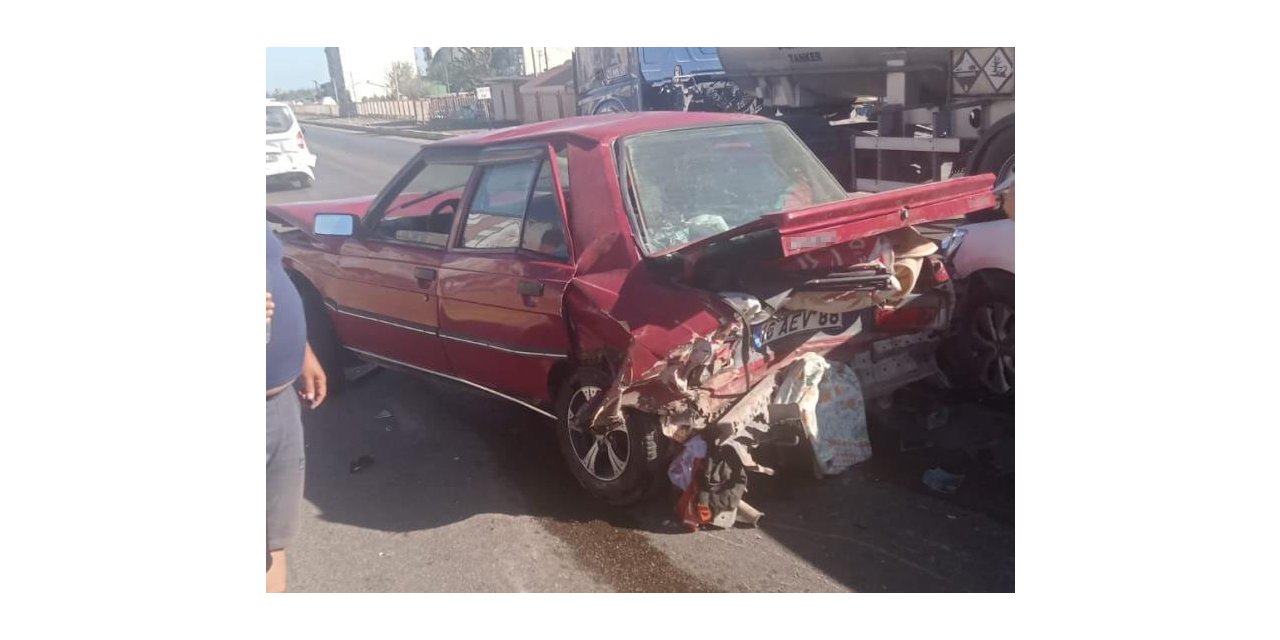 Bandırma’da zincirleme kazada 4 araç birbirine girdi