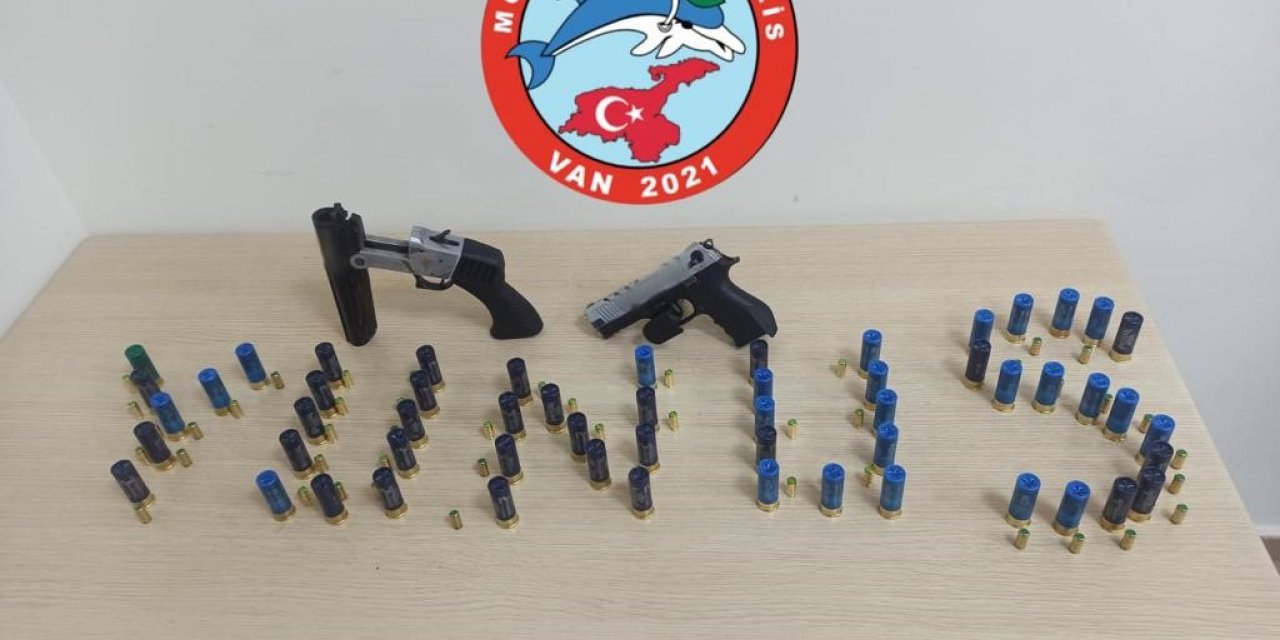 Van’da değişik suçlardan 30 kişi tutuklandı