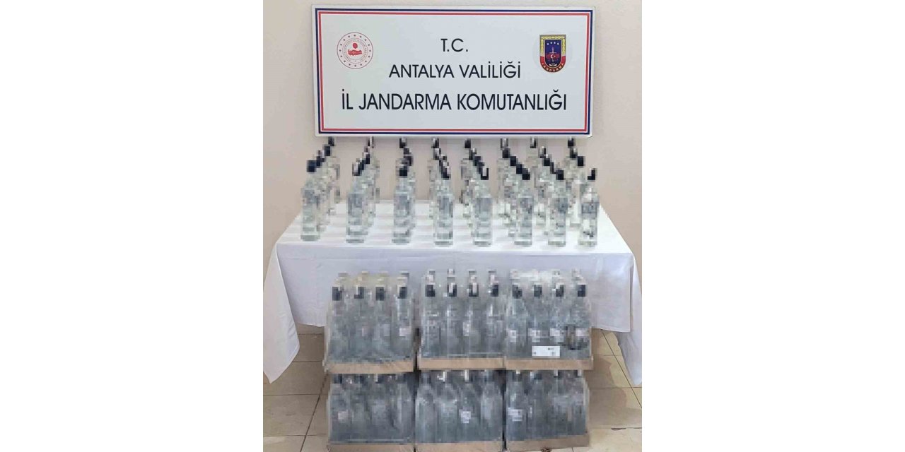 Kemer’de jandarmadan kaçak içki operasyonu