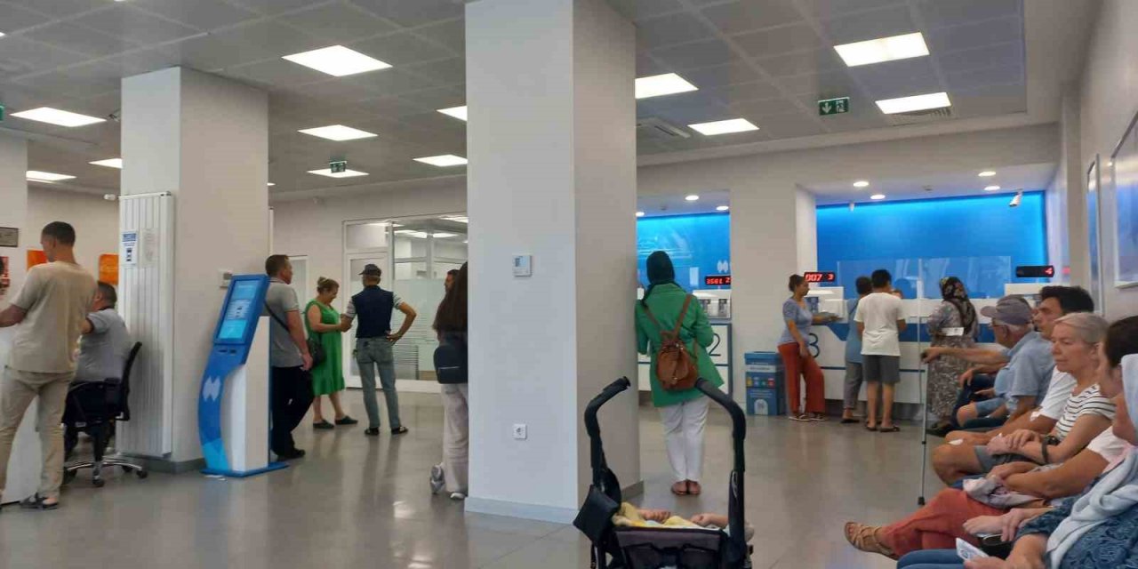 Vergi daireleri ve bankalarda yapılandırma yoğunluğu