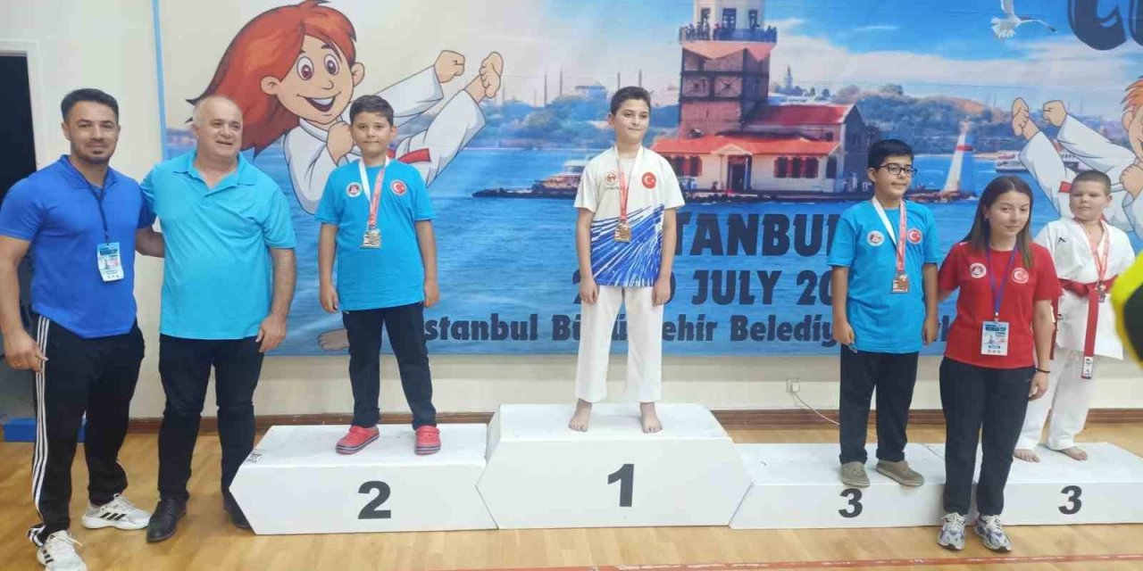 Aydınlı sporcular şampiyonaya damga vurdu