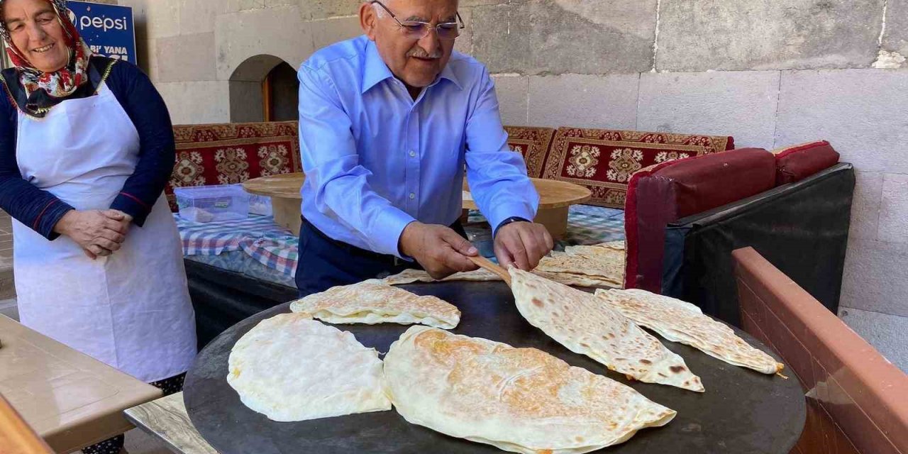 Başkan Büyükkılıç’tan Tarihi Sultan Hanı’na Davet