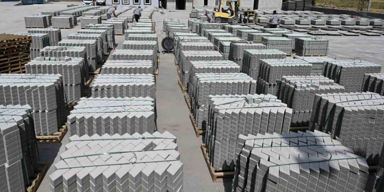 Doğaltaş ve Beton Elemanları Tesisinde üretim 3 kat artırıldı