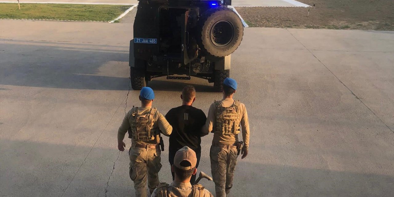 Diyarbakır’da 14 yıl hapis cezası ile aranan şahıs yakalandı