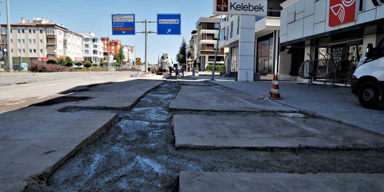 Nevşehir’de yağmur suyu hatları güçlendiriliyor