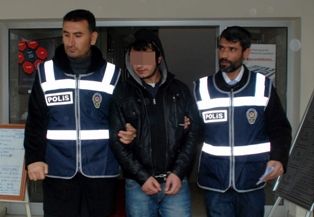Bombacı üniversite öğrencileri yakalandı