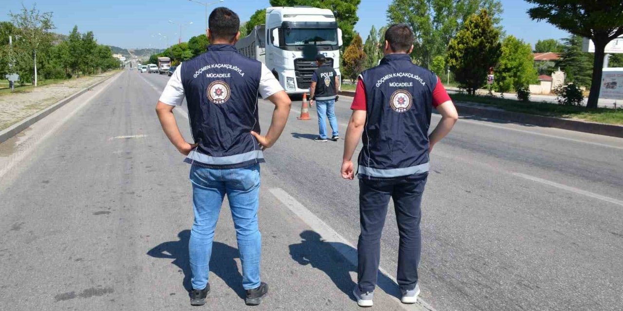 Afyonkarahisar’da düzensiz göç ile mücadele