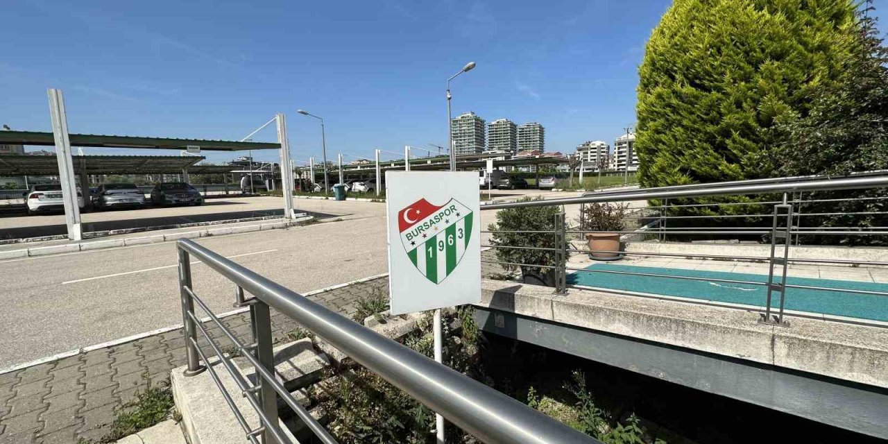 Bursaspor: “Yapılması gereken ödemeler gerçekleşmiştir”
